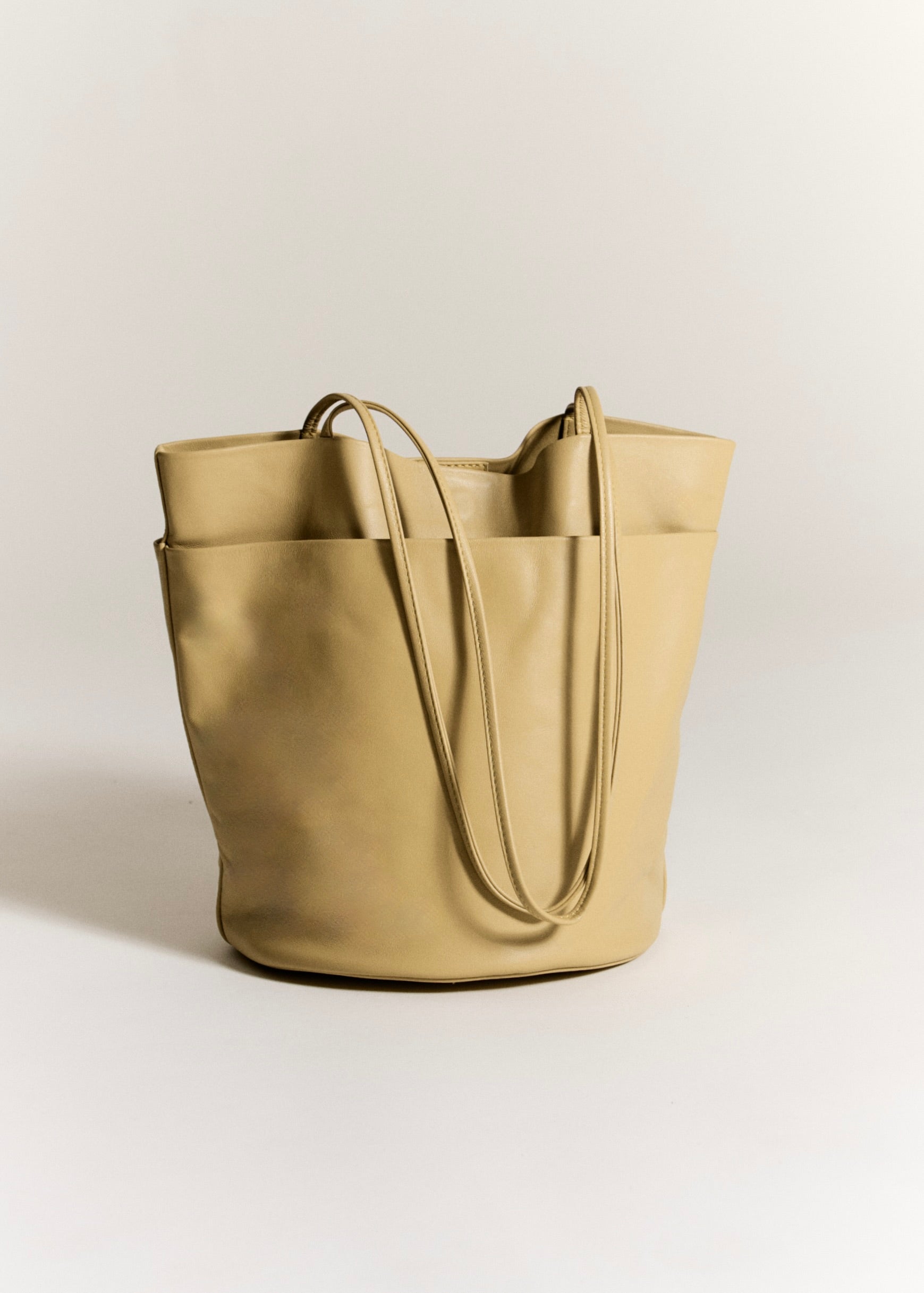 DUAL POCKET BUCKET BANANA by Modern Weaving