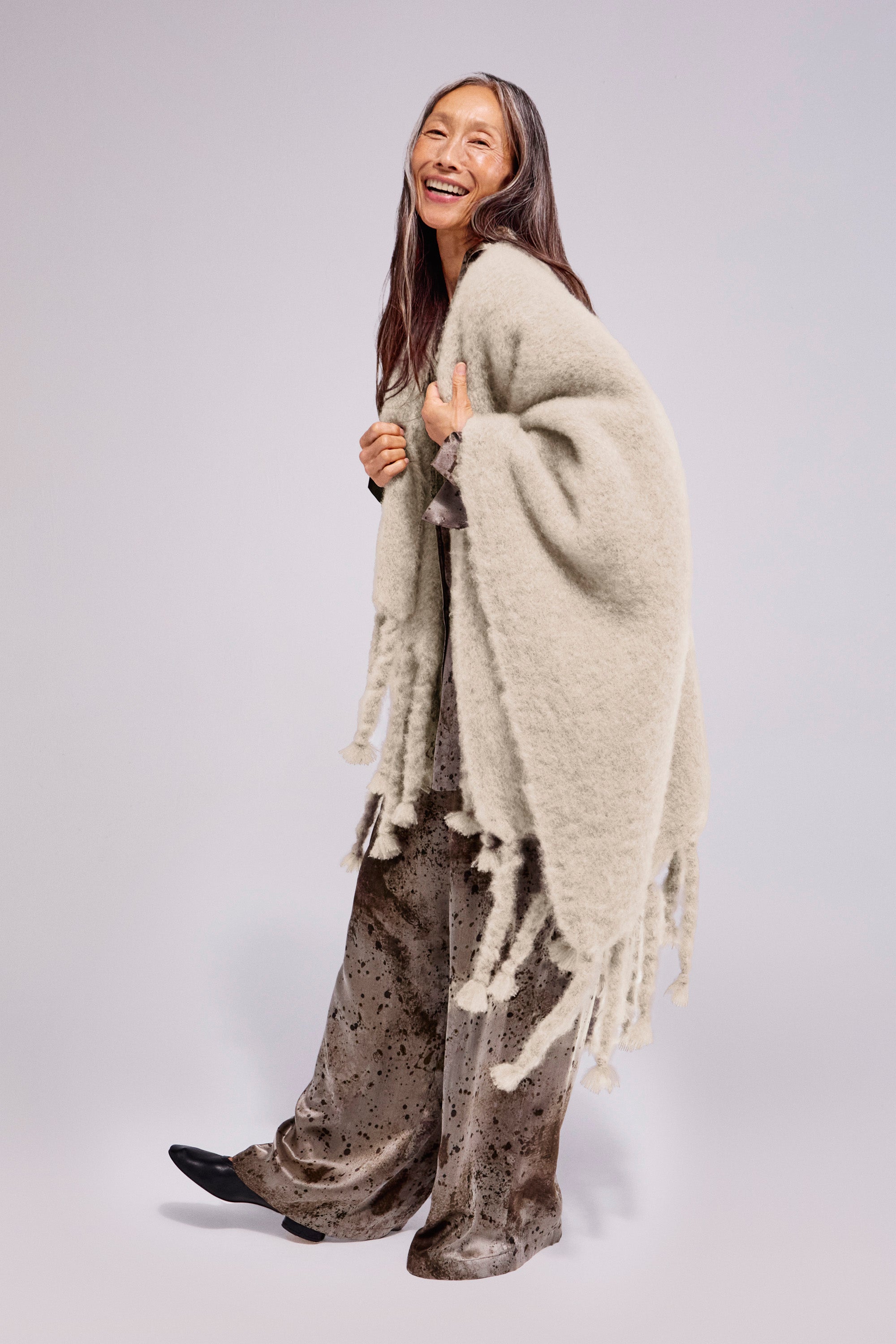 Mohair Poncho Beige