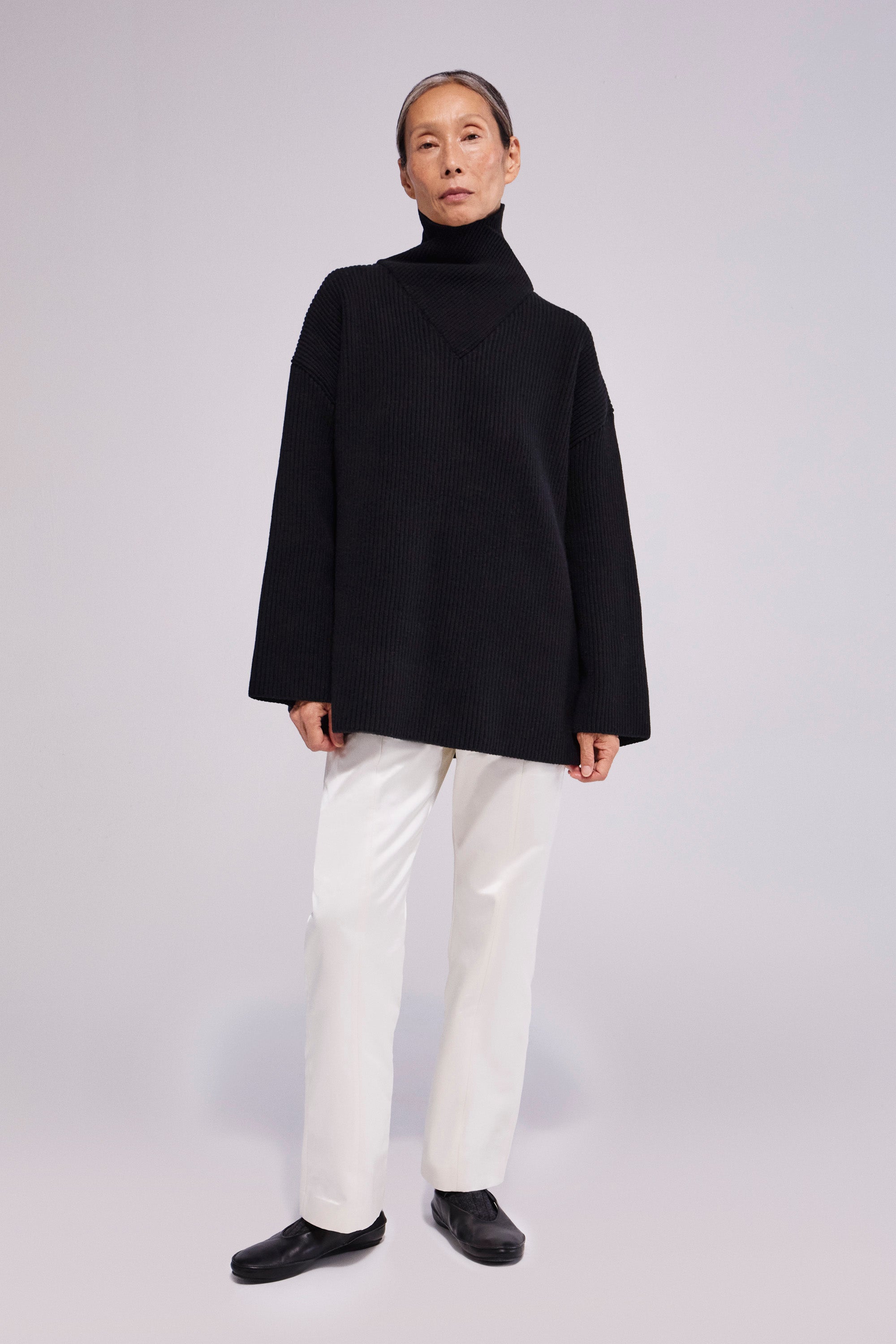 Wool Cross-Neck Sweater Black