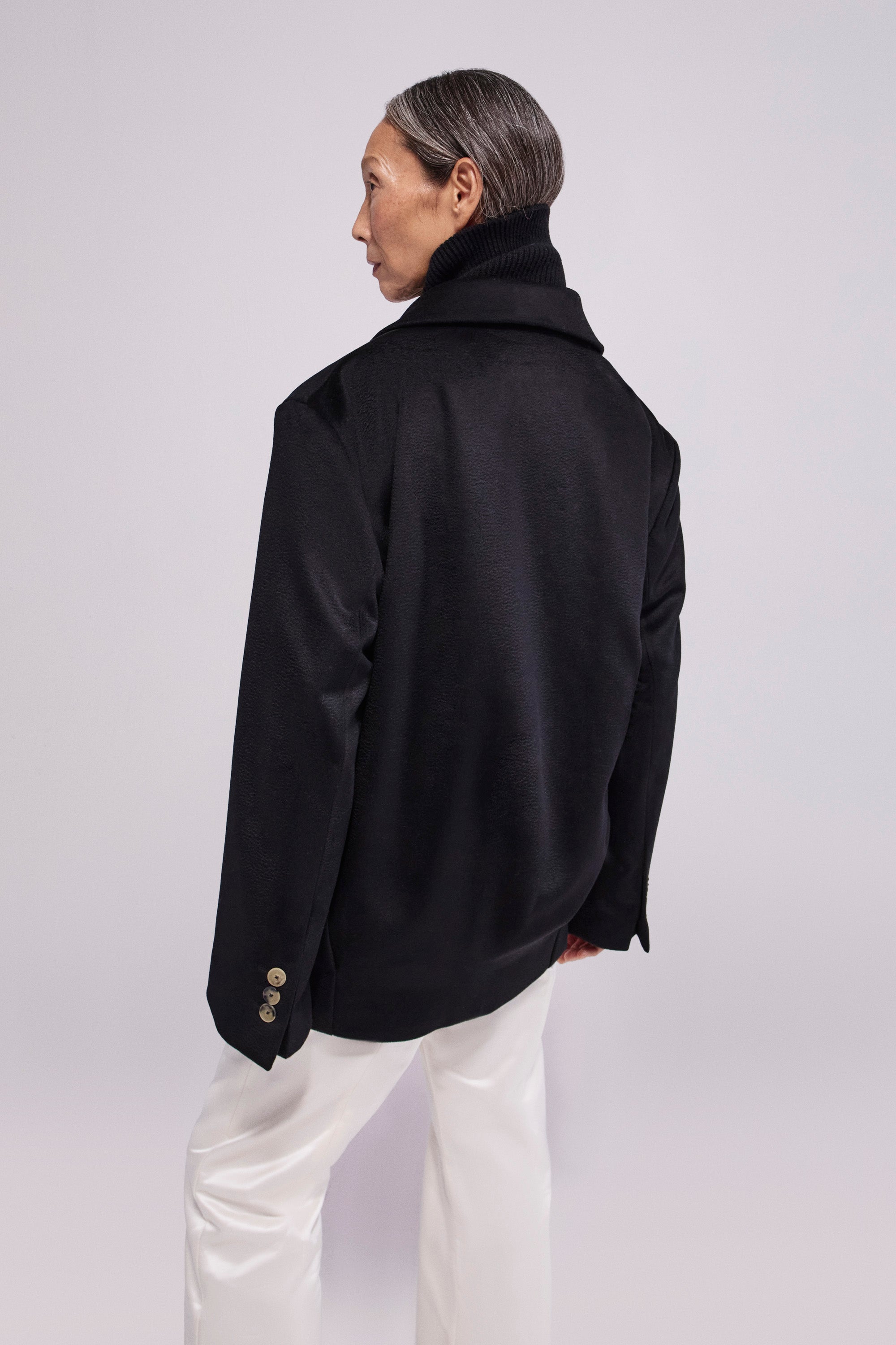 Virgin Wool Short Coat Black