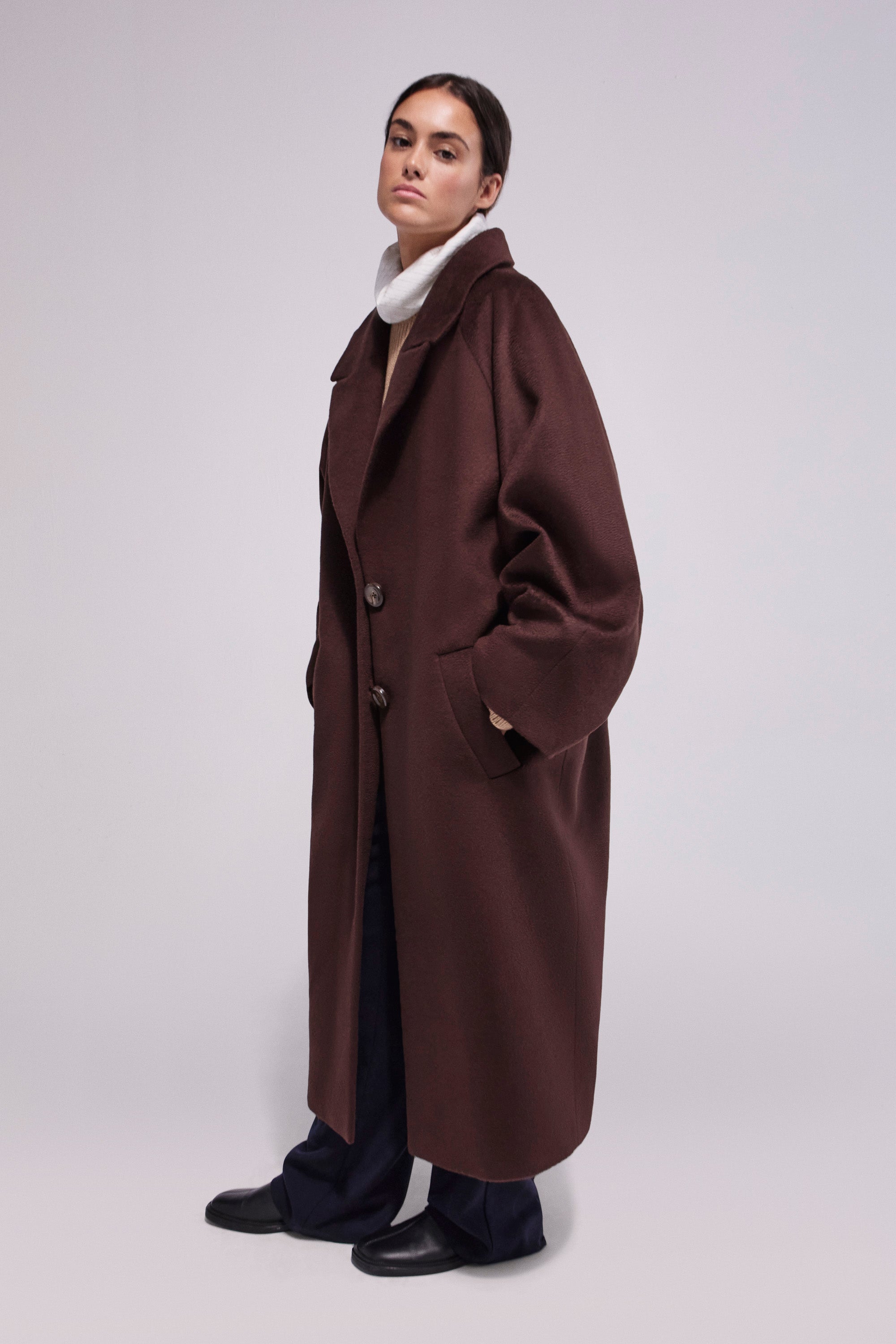 Abrigo Lana Virgen Chocolate