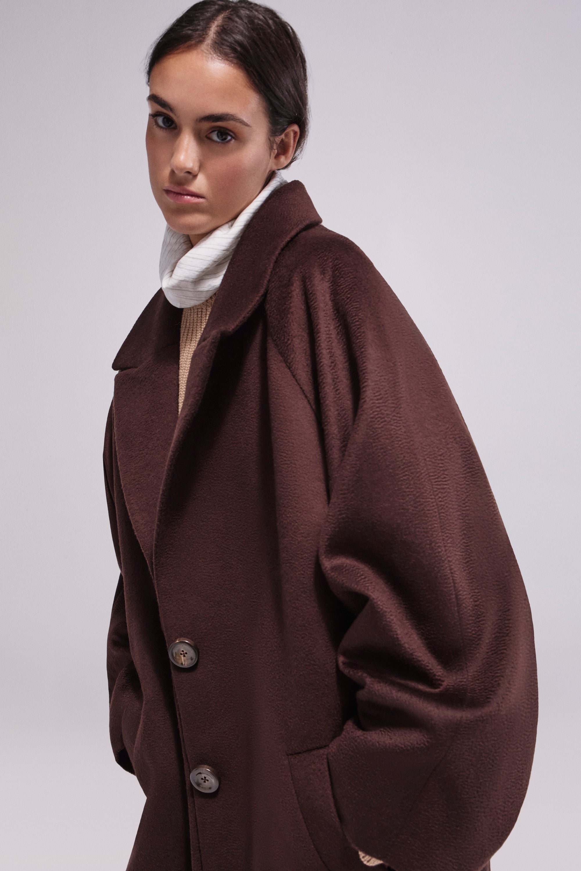 Abrigo Lana Virgen Chocolate