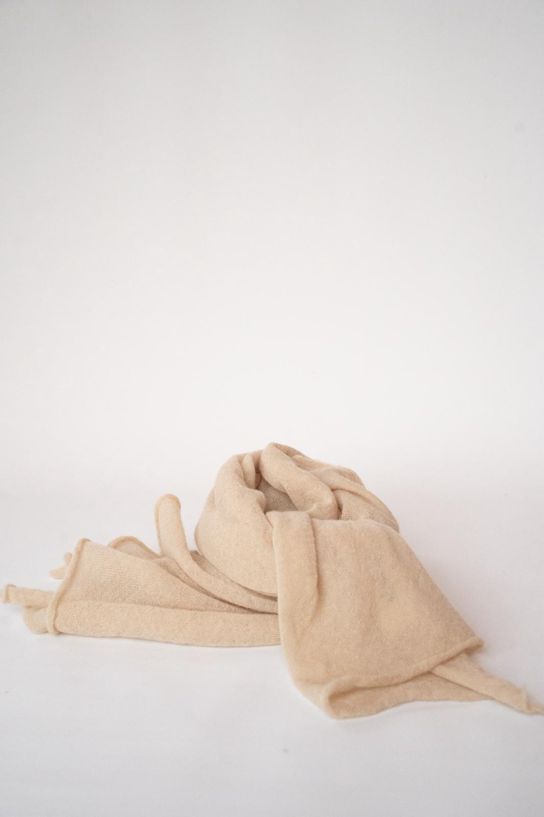 Thin Knitted Scarf Panna Cotta