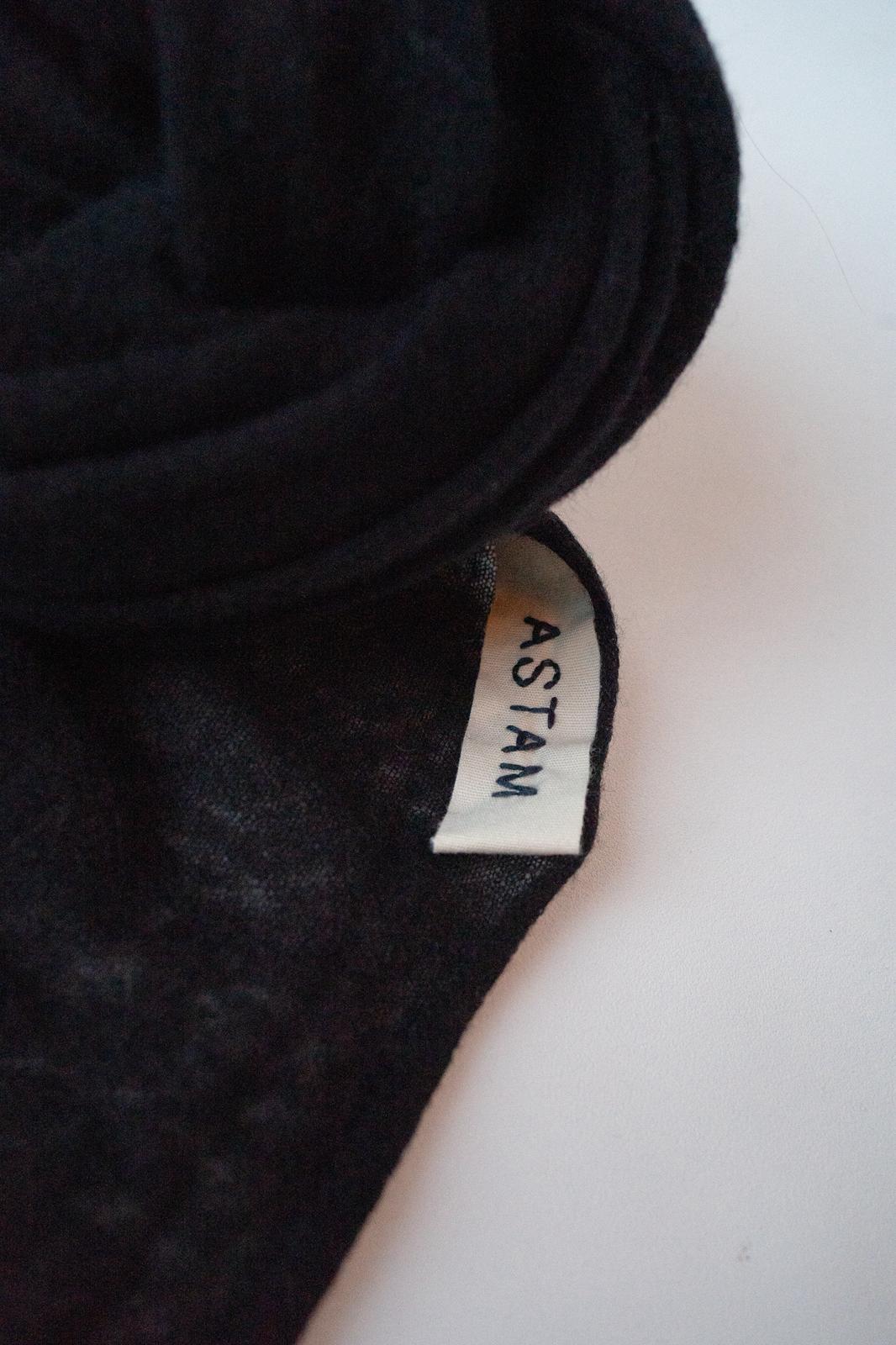 Thin Knitted Scarf Black